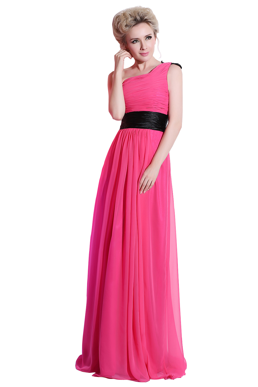 Lengthy bridesmaid dresses are suitable for high bridesmaids